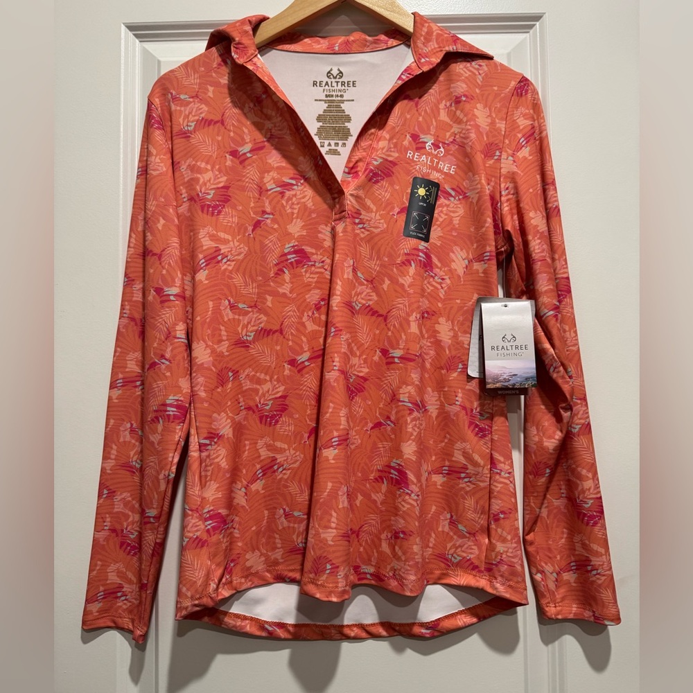 Realtree Women’s Fishing Shirt in Vibrant‎ Orange and Pink Small